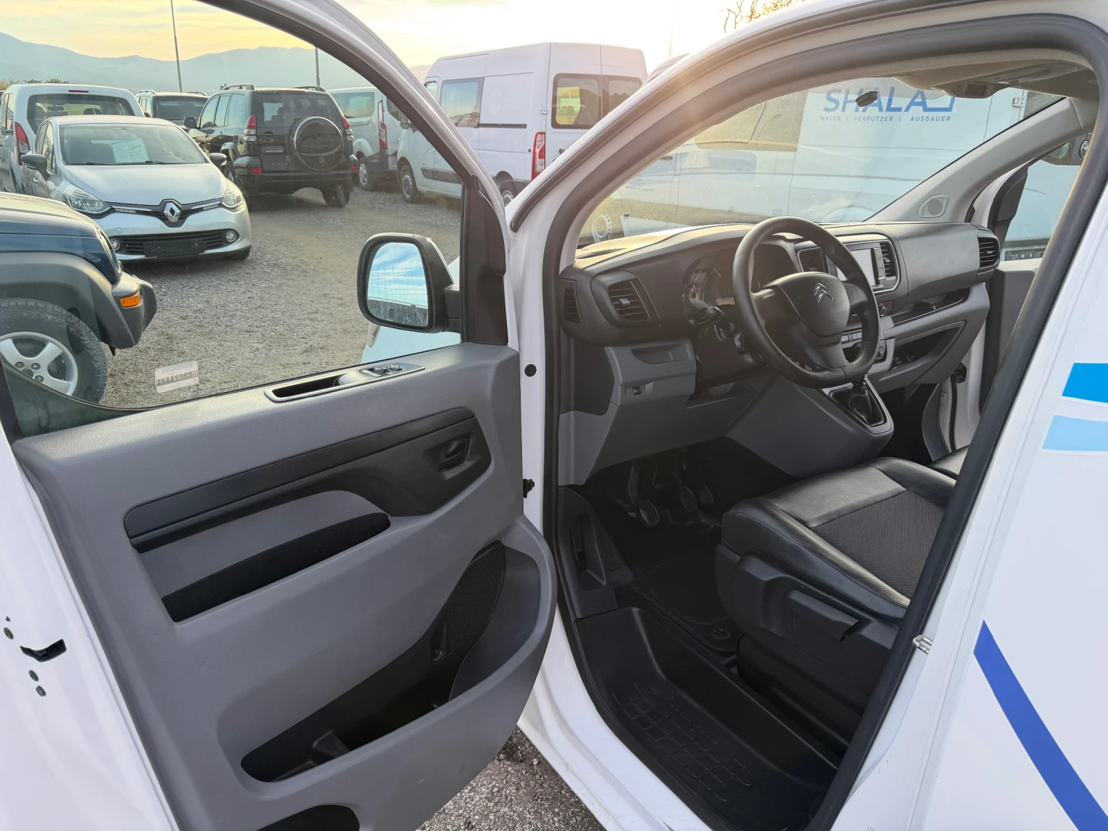 Citroen Jumpy, снимка 9 - Бусове и автобуси - 56416994