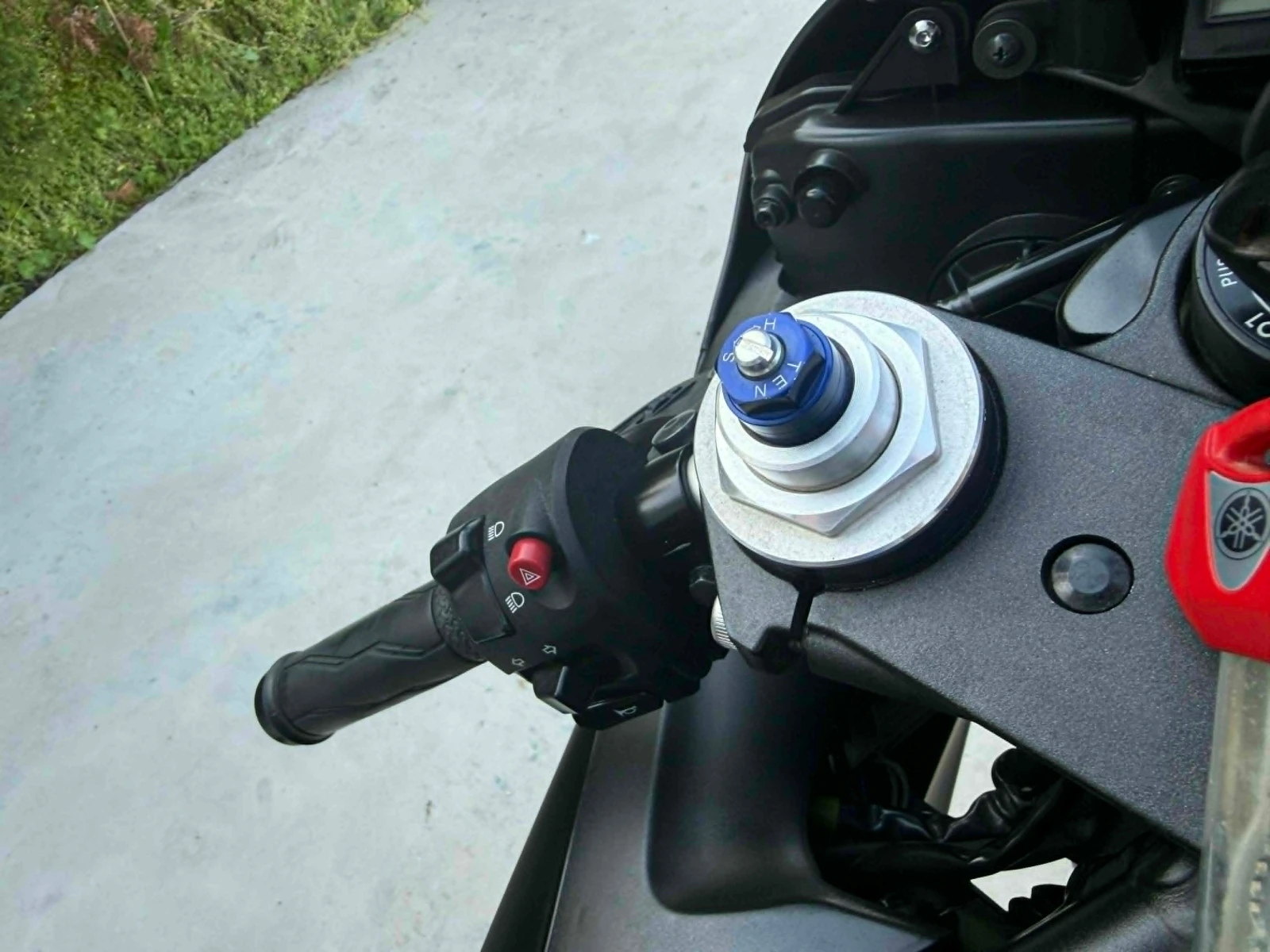 Yamaha YZF-R6 A2 25KW!!!!!!!, снимка 11 - Мотоциклети и мототехника - 54444044