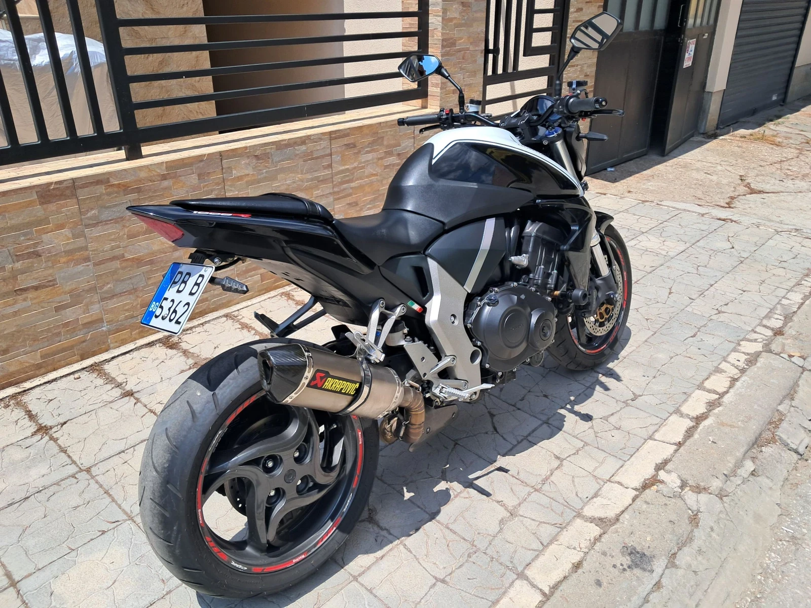 Honda Cb 1000R, снимка 2 - Мотоциклети и мототехника - 55302457