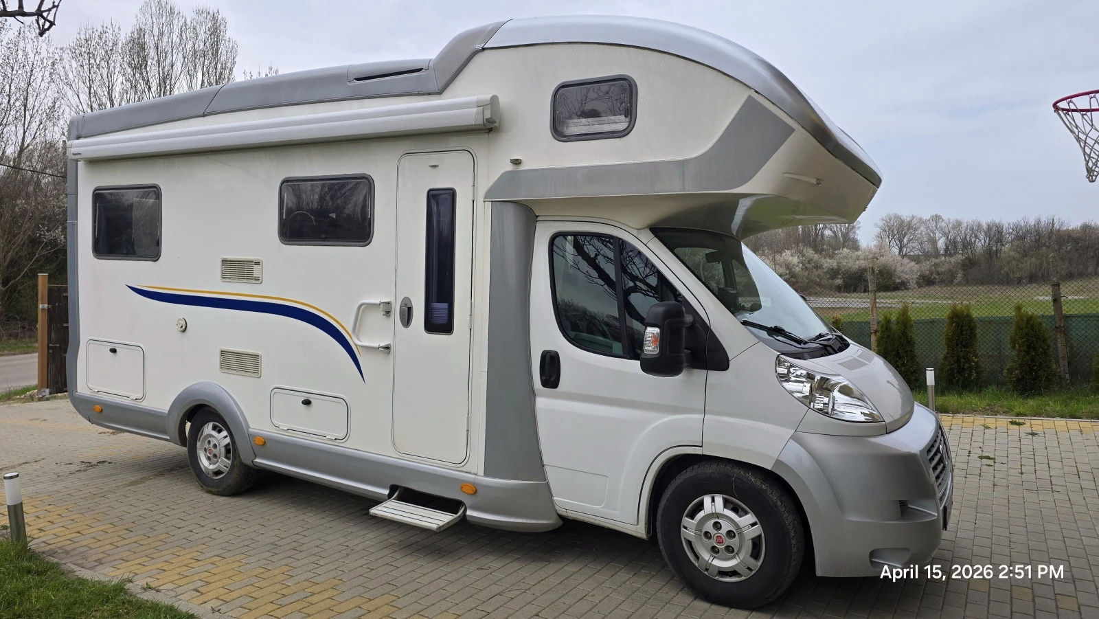 Кемпер Euramobil Terrestra 690 HS Winter 6 местен двоен под