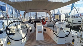 Ветроходна лодка Beneteau Oceanis 37, снимка 2