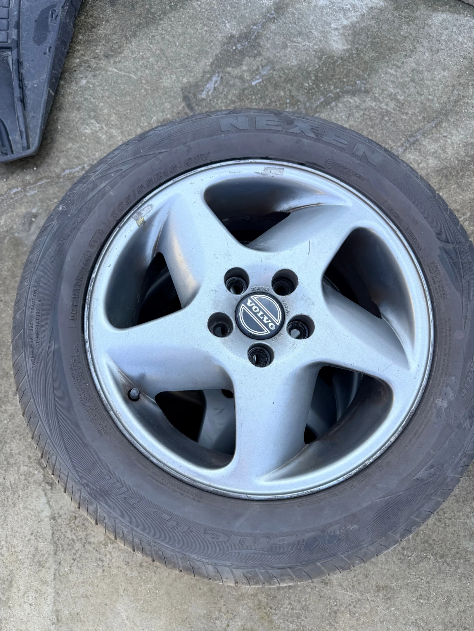 ���� � ������ 205/55R16 �� Volvo V40 | Mobile.bg � ����������� 3