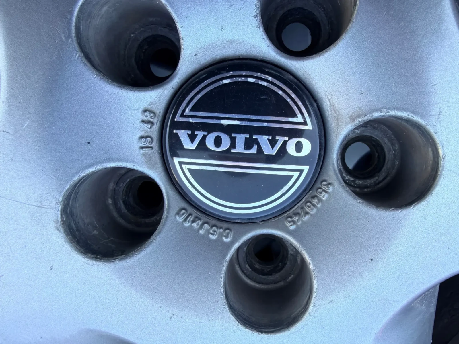 ���� � ������ 205/55R16 �� Volvo V40 | Mobile.bg � ����������� 14