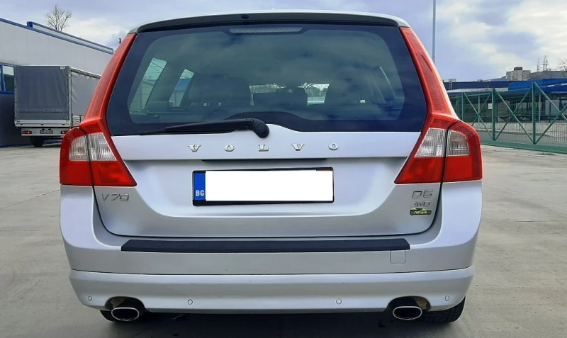 Volvo V70, снимка 5 - Автомобили и джипове - 47632942