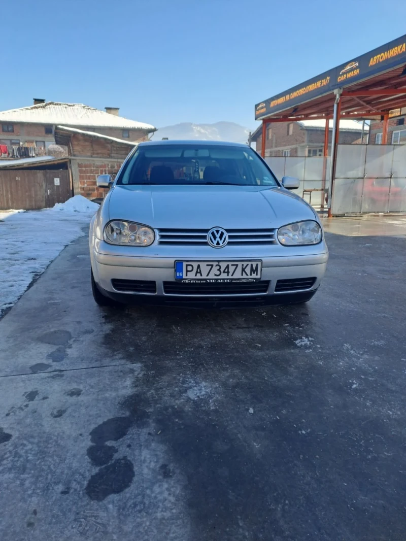 VW Golf, снимка 1 - Автомобили и джипове - 48742098