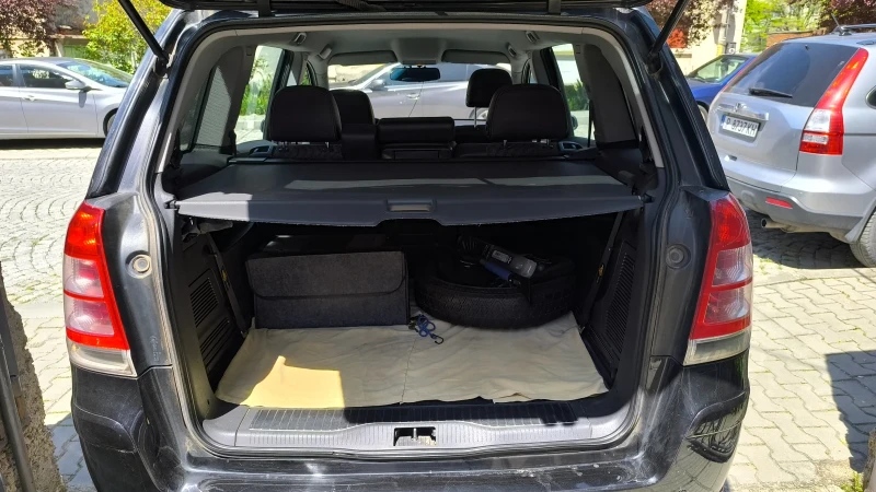Opel Zafira, снимка 7 - Автомобили и джипове - 52889407