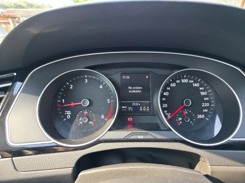 VW Passat B8, 1.6TDI, 7DSG, ErgoComfort, снимка 12 - Автомобили и джипове - 52229998
