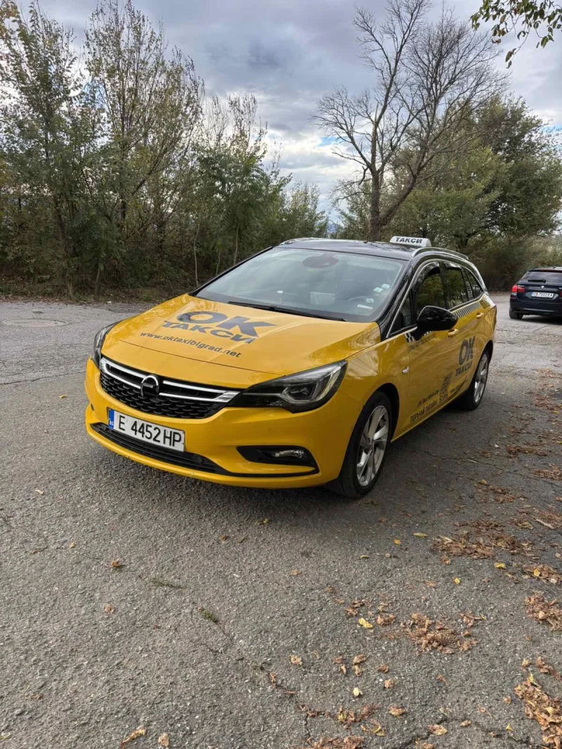 Opel Astra 1.6 CDTI, снимка 2 - Автомобили и джипове - 52481447