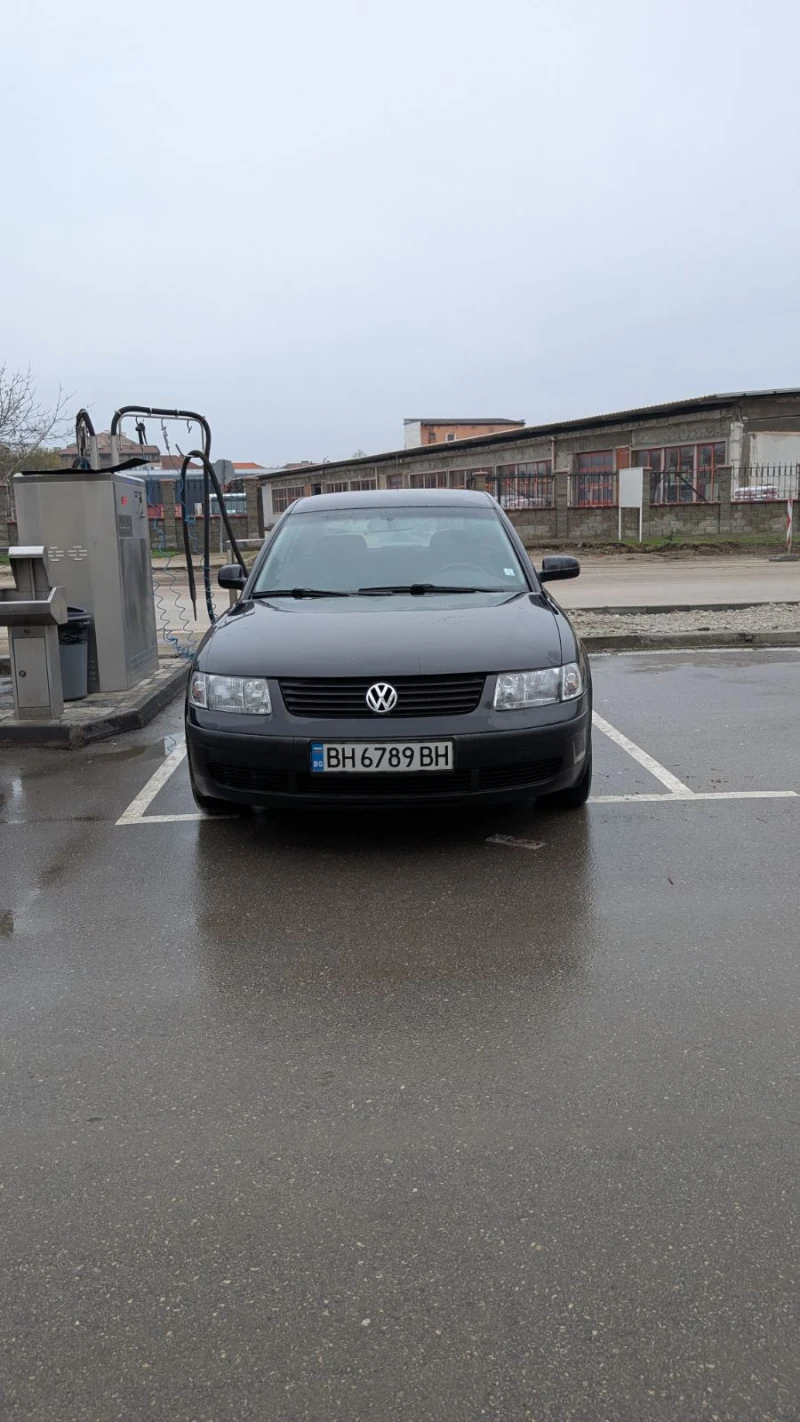 VW Passat, снимка 2 - Автомобили и джипове - 52510298