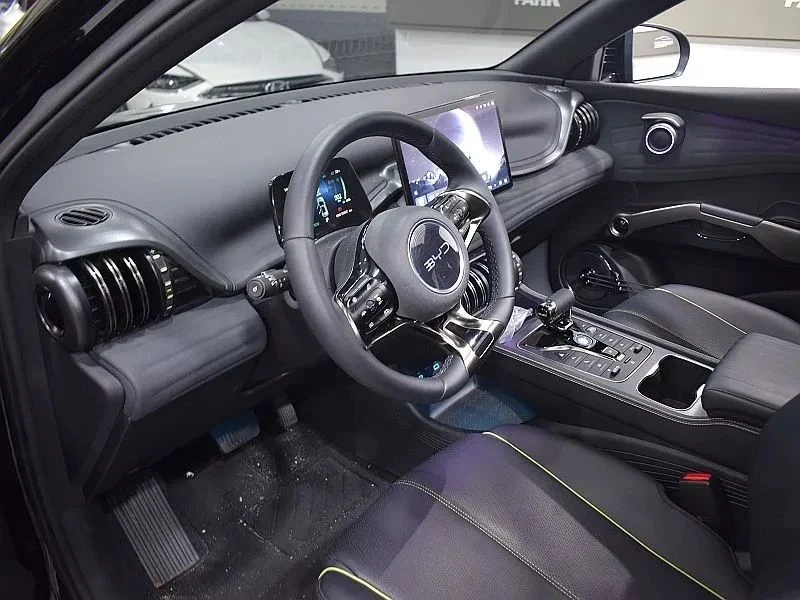 BYD Atto3, снимка 6 - Автомобили и джипове - 56718762