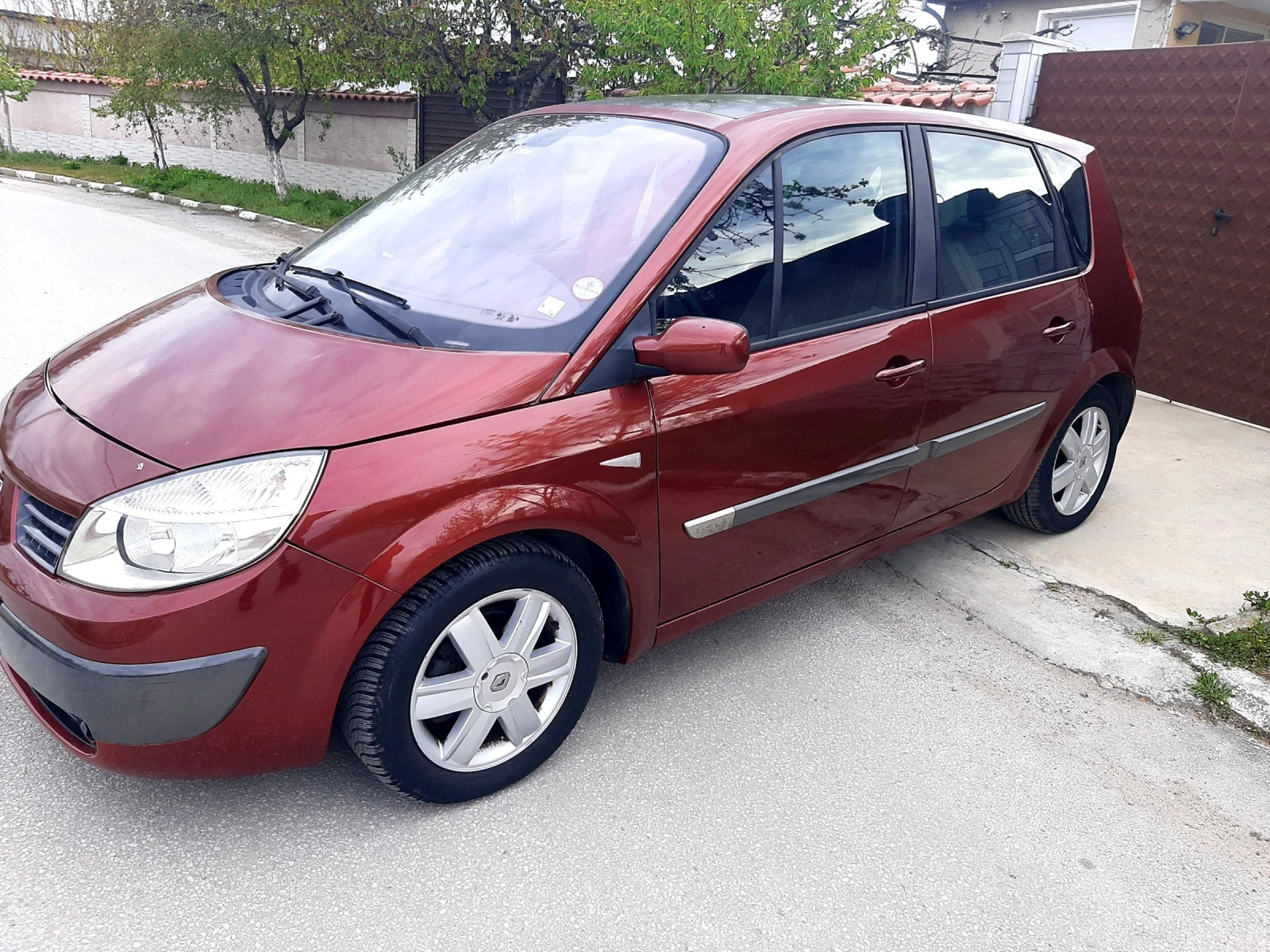Renault Grand scenic 1.6i16V.112k+ КЛИМА .ГАЗ ИНЖЕКЦИОН  - изображение 3