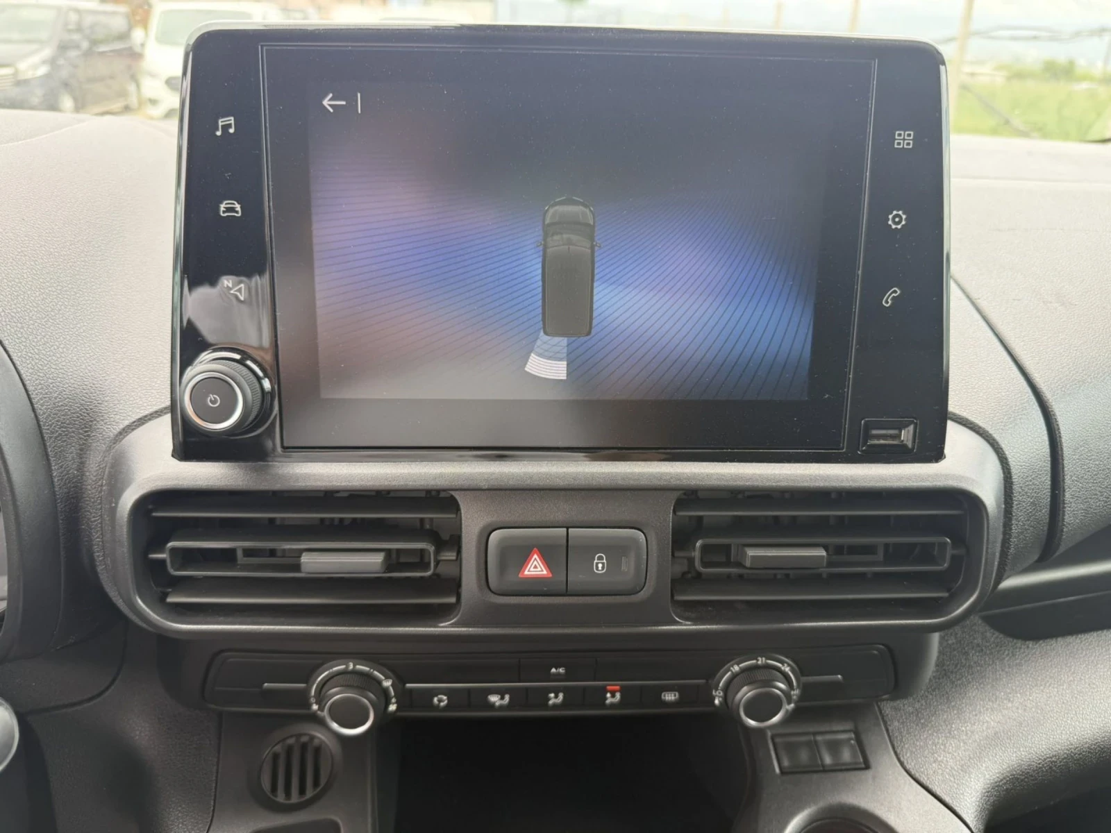 Toyota Proace City Maxi - изображение 8