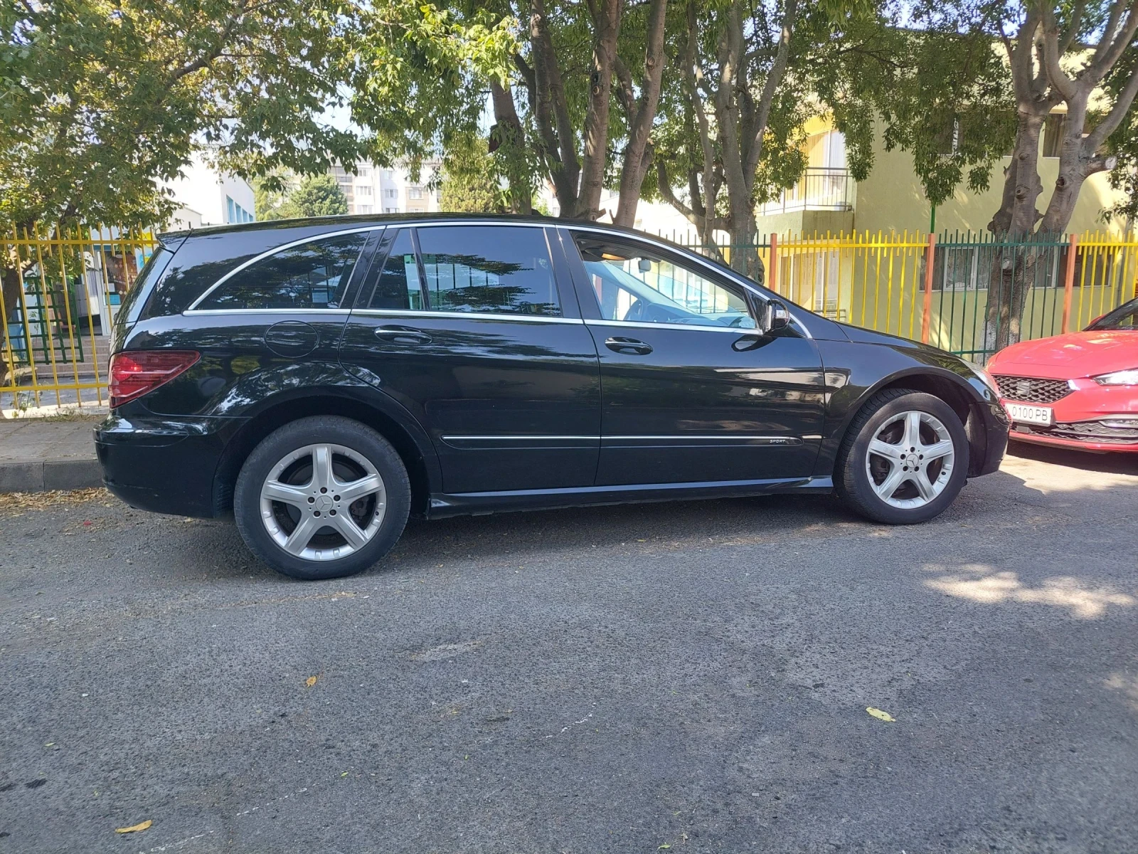 Mercedes-Benz R 350 4матик - изображение 6