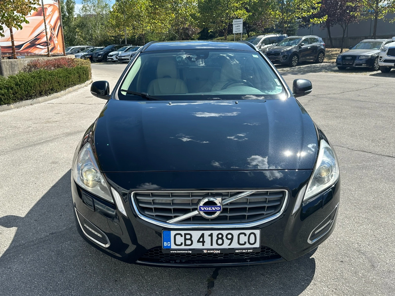 Volvo V60 2.4d 215 к.с. - изображение 7