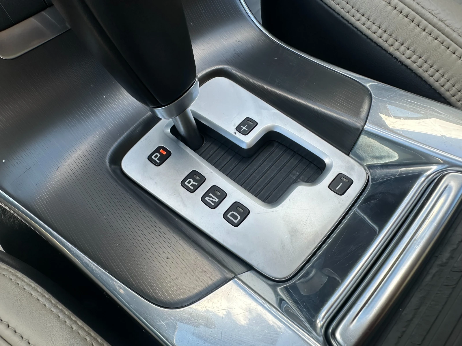 Volvo V60 2.4d 215 к.с. | Mobile.bg — изображение 11