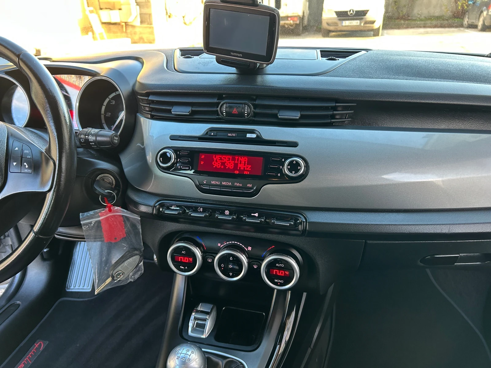 Alfa Romeo Giulietta 1.6JTDm  LED | Mobile.bg   12