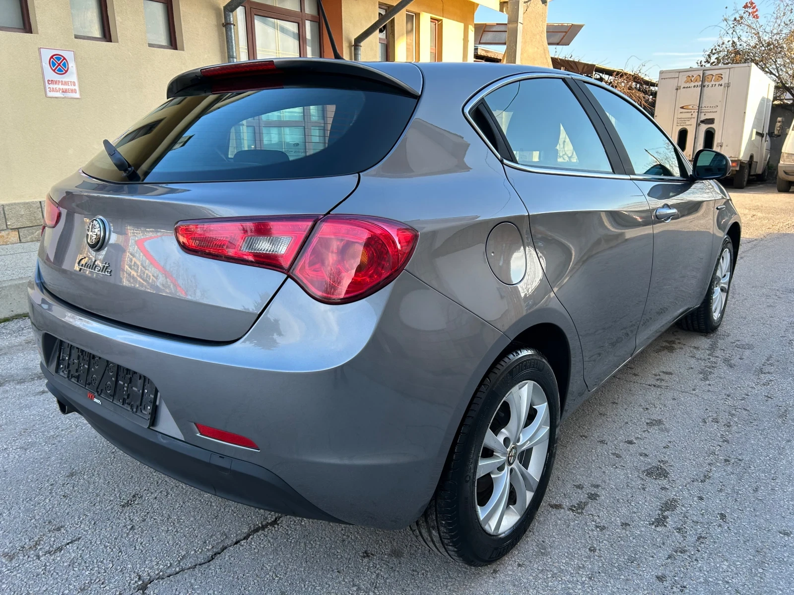 Alfa Romeo Giulietta 1.6JTDm НАВИ LED - изображение 7