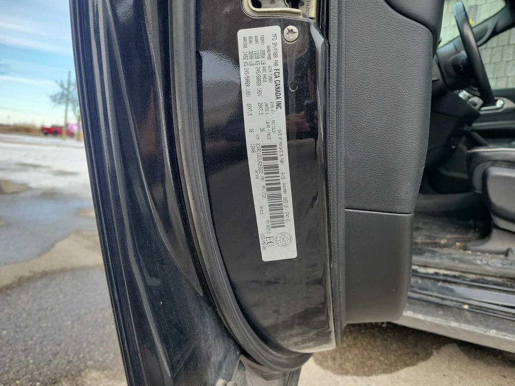 Chrysler Pacifica * Limited * CARFAX * ��� ������������ ������ | Mobile.bg � ����������� 14