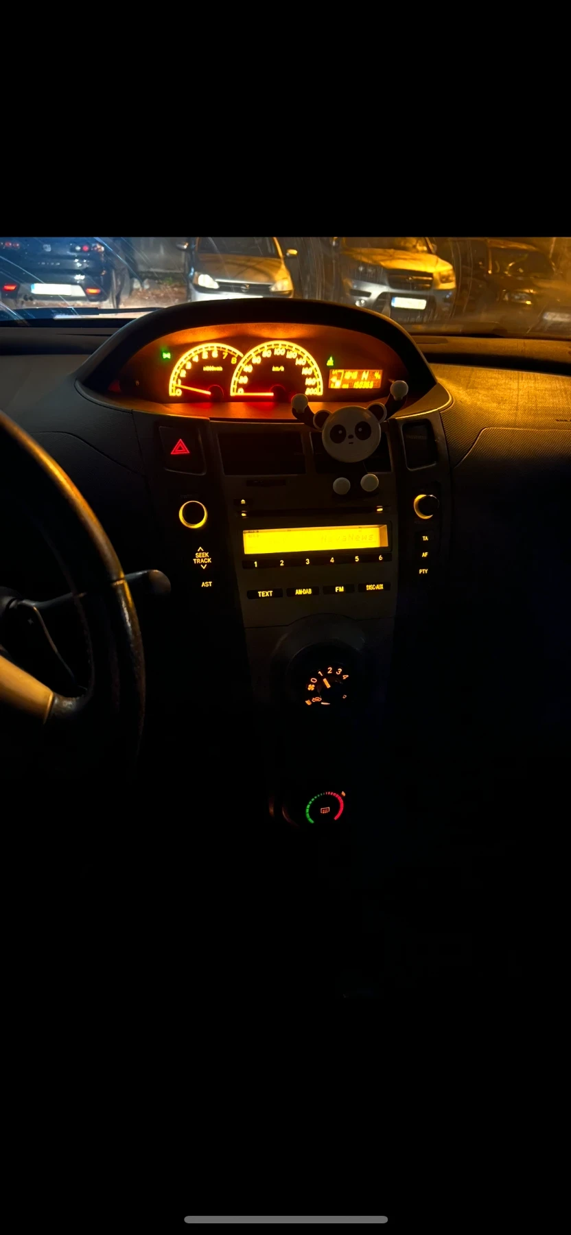 Toyota Yaris  - изображение 8