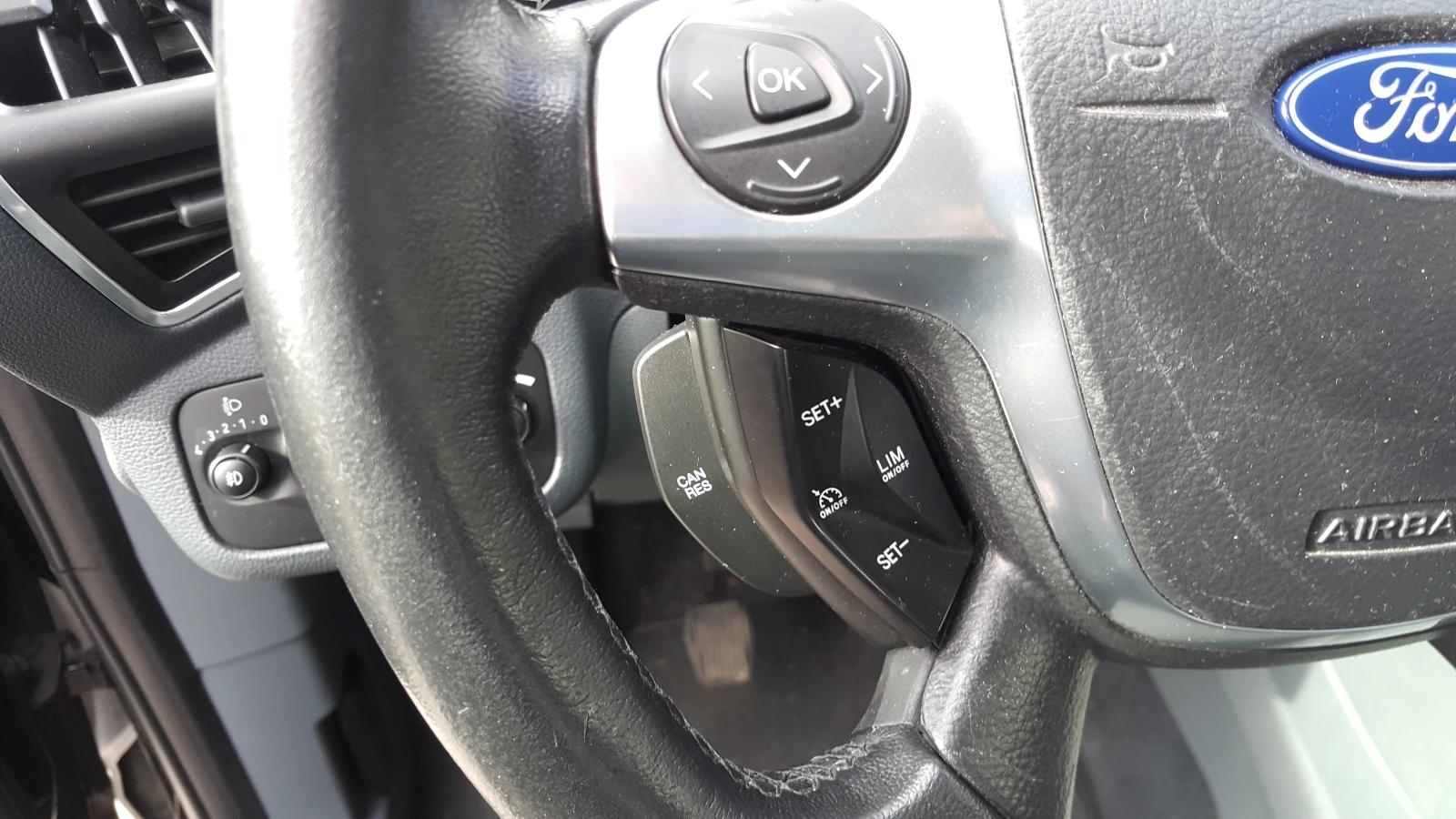 Ford Grand C-Max 7 места, снимка 9 - Автомобили и джипове - 54416689