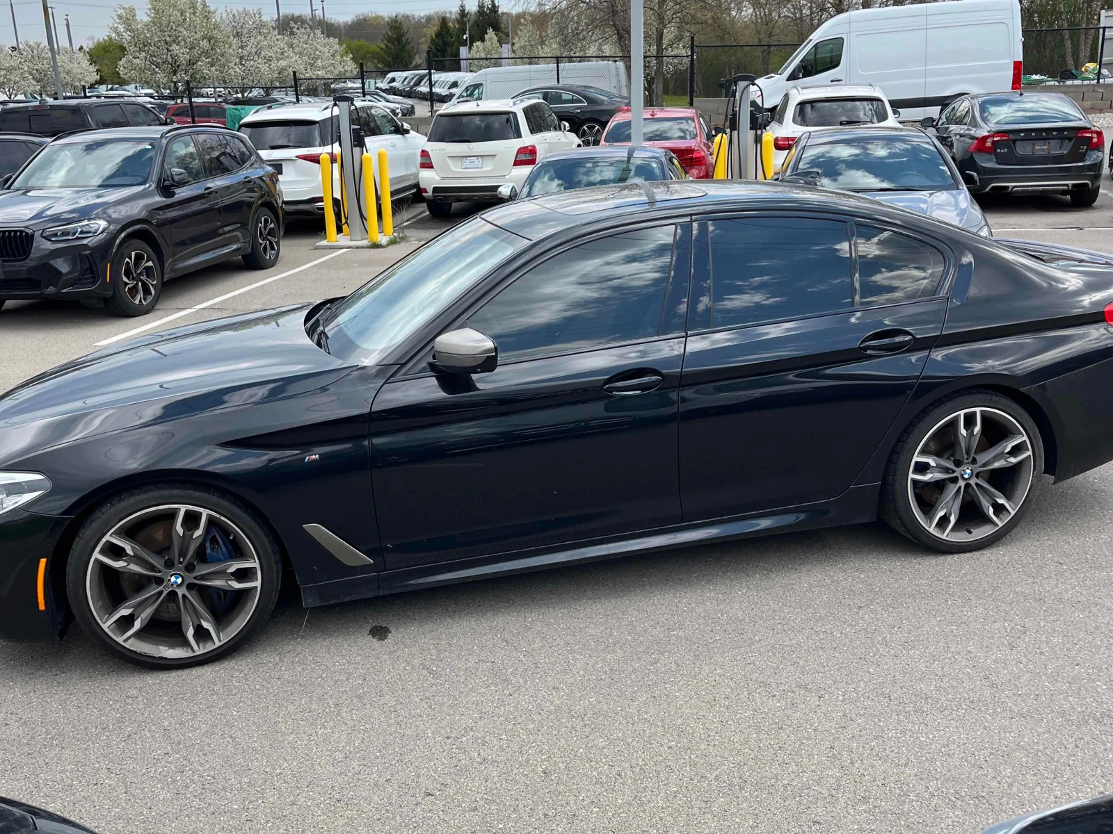 BMW 550 M550i xDrive/HUD/H&K/��������� | Mobile.bg � ����������� 3