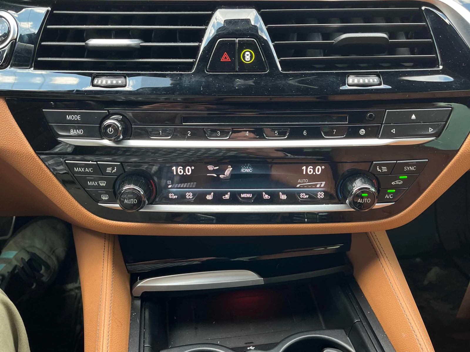 BMW 550 M550i xDrive/HUD/H&K/��������� | Mobile.bg � ����������� 12