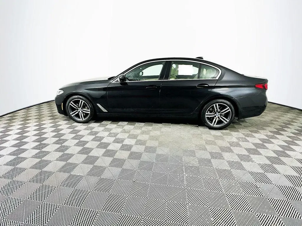 BMW 530 xDrive, снимка 5 - Автомобили и джипове - 54811742
