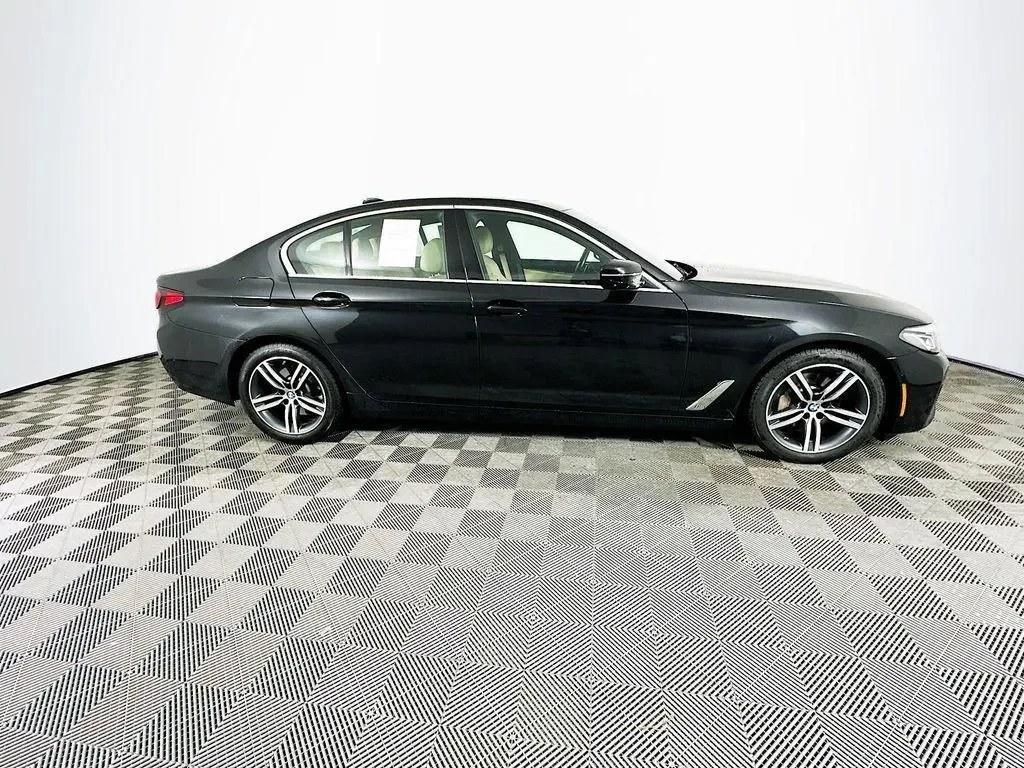 BMW 530 xDrive, снимка 2 - Автомобили и джипове - 54811742