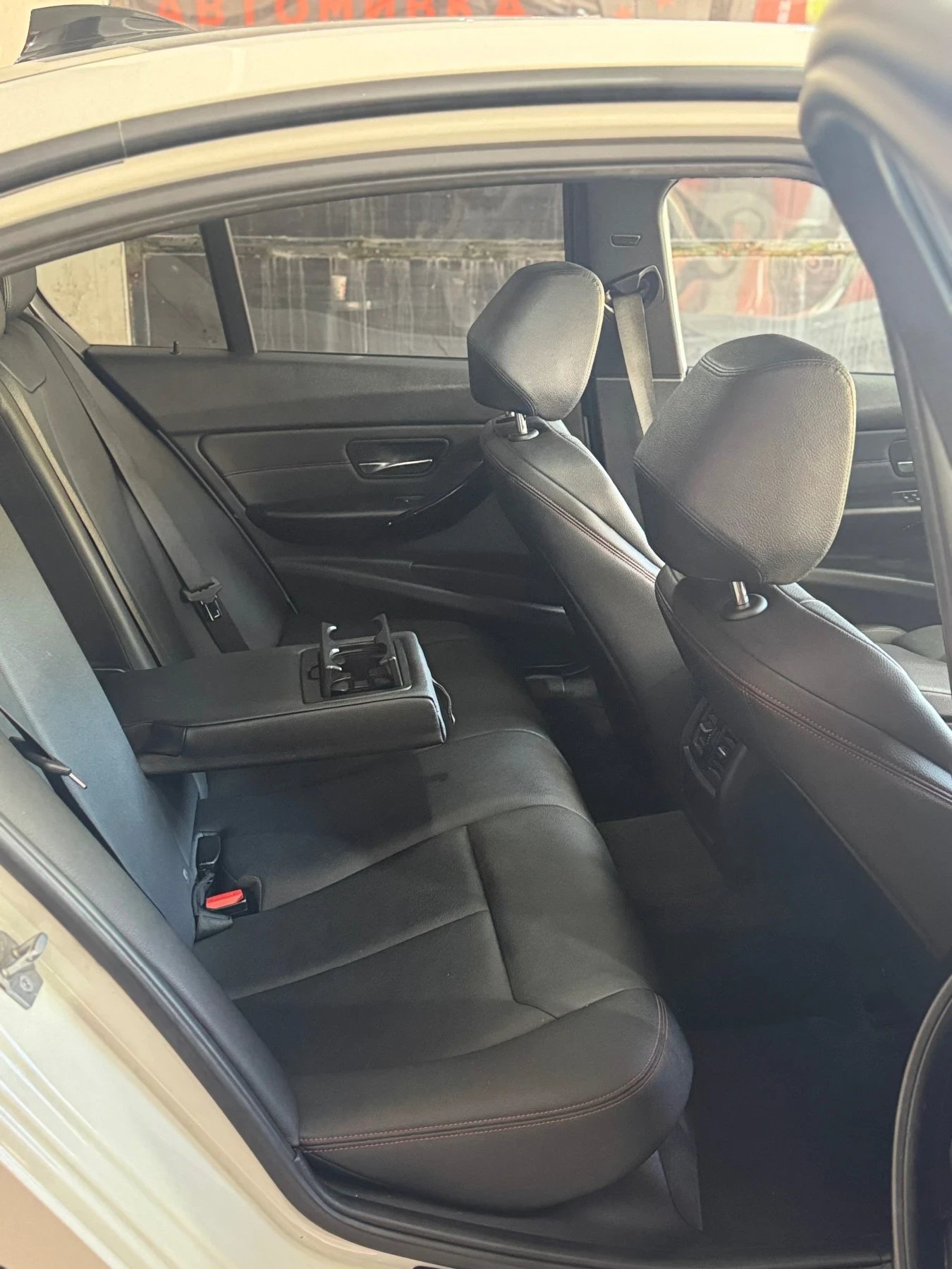 BMW 318, снимка 7 - Автомобили и джипове - 54826321