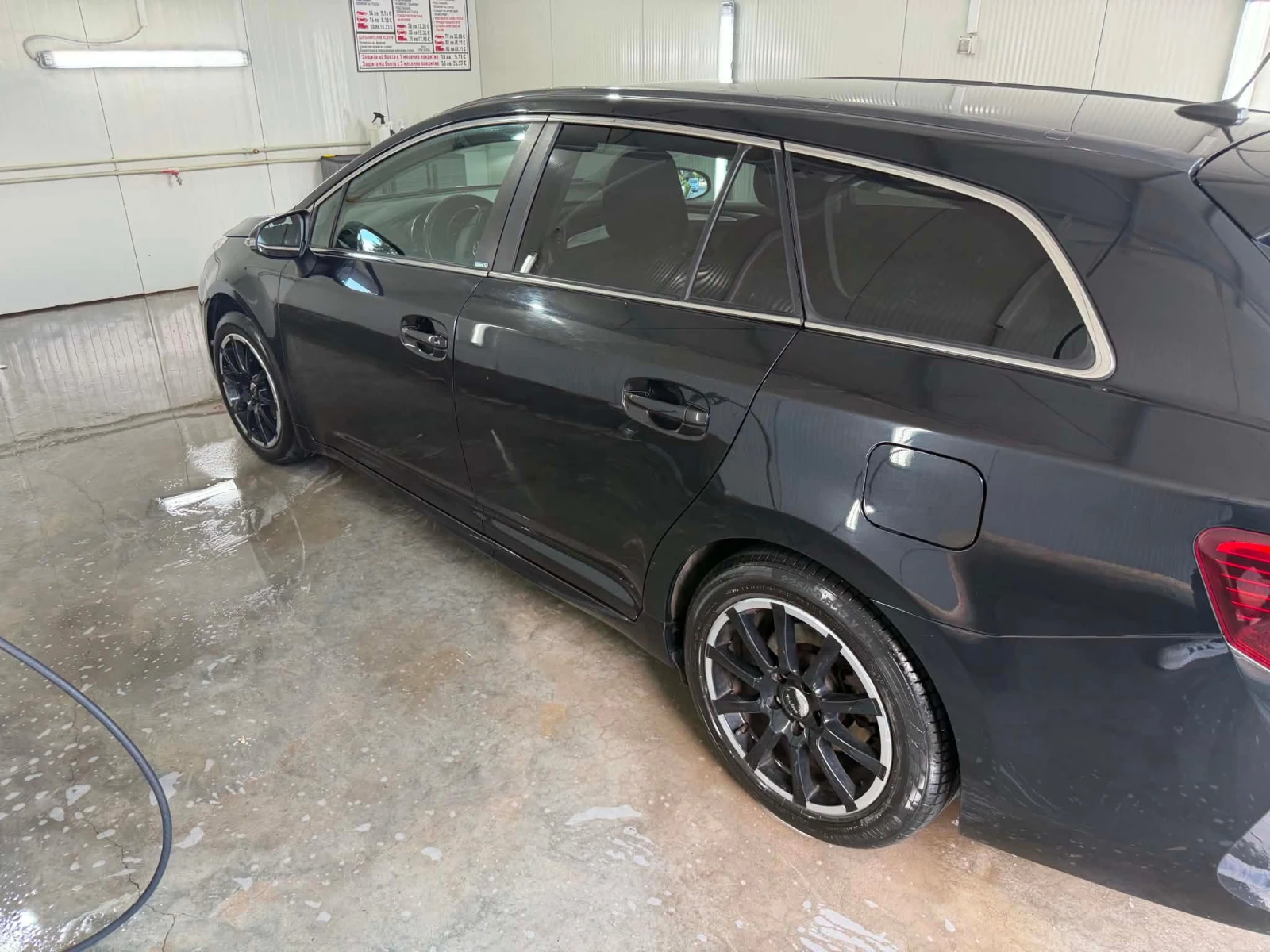 Toyota Avensis, снимка 3 - Автомобили и джипове - 55002710
