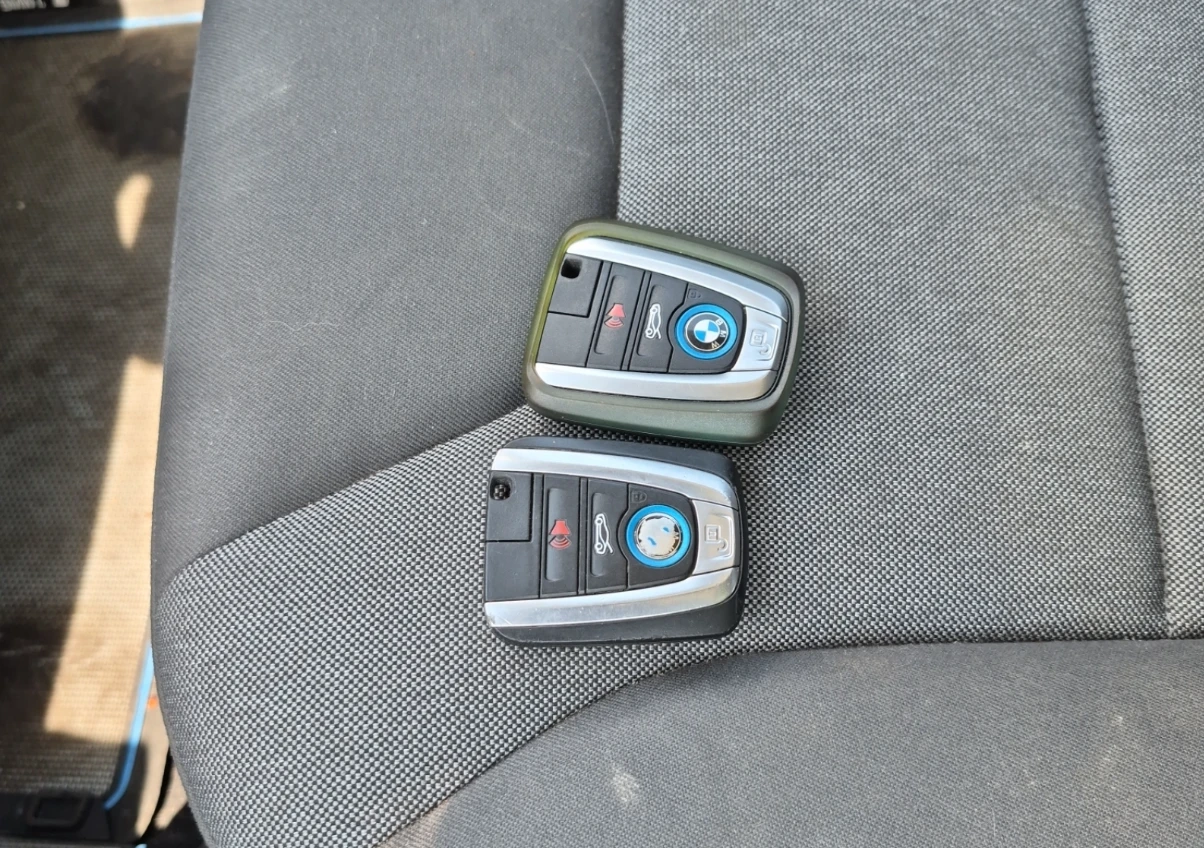 BMW i3 70к км* Sunroof* Подгрев* Камера* Smart key, снимка 12 - Автомобили и джипове - 55234461