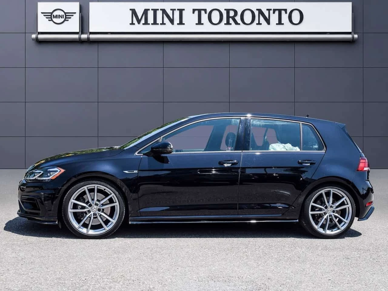 VW Golf * R | Safety Checked | DSG | LOW KMS! | 1 Owner *  | Mobile.bg � ����������� 3