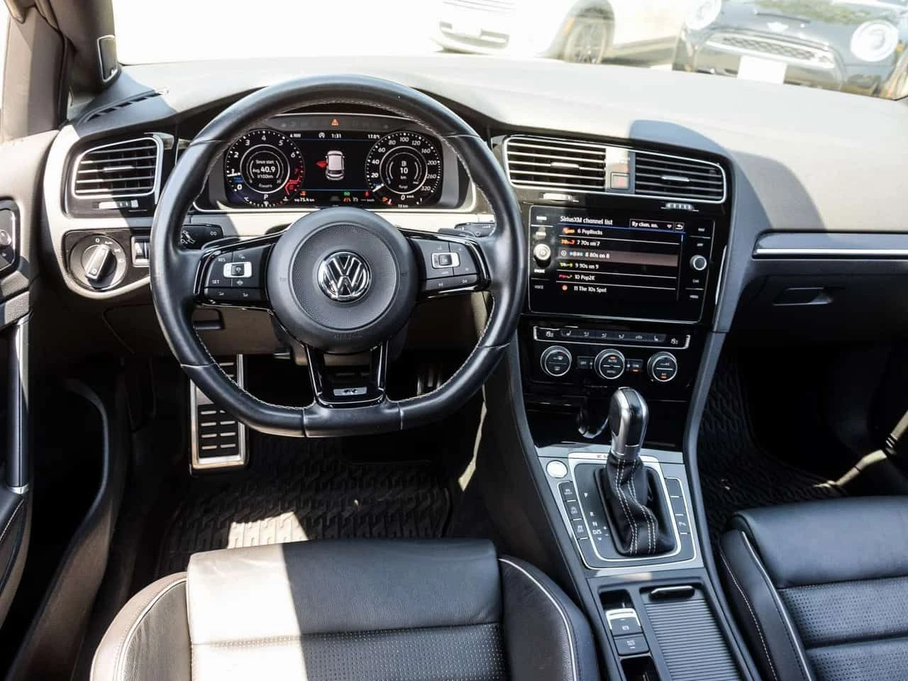 VW Golf * R | Safety Checked | DSG | LOW KMS! | 1 Owner *  | Mobile.bg � ����������� 12