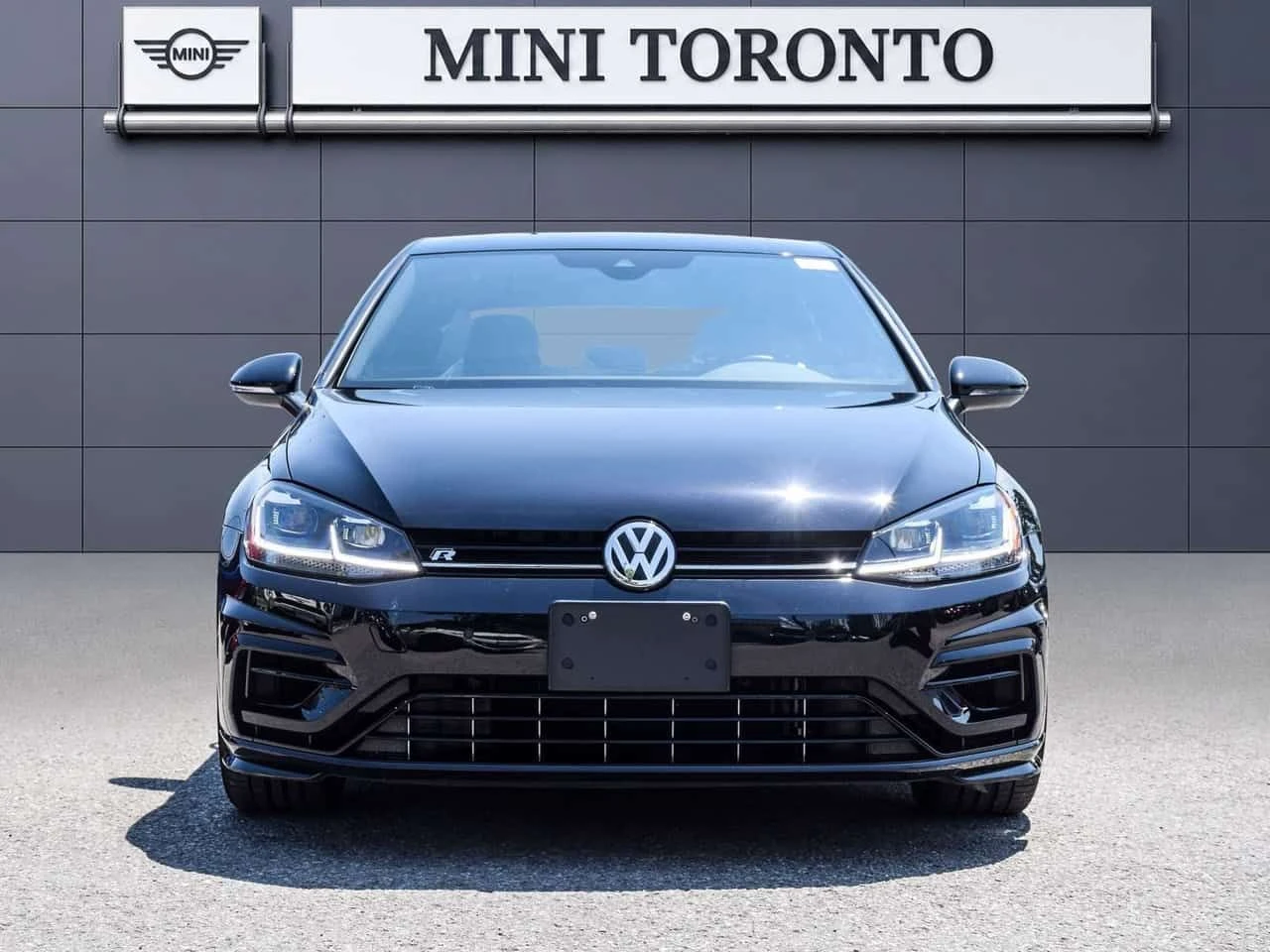 VW Golf * R | Safety Checked | DSG | LOW KMS! | 1 Owner *  | Mobile.bg � ����������� 2