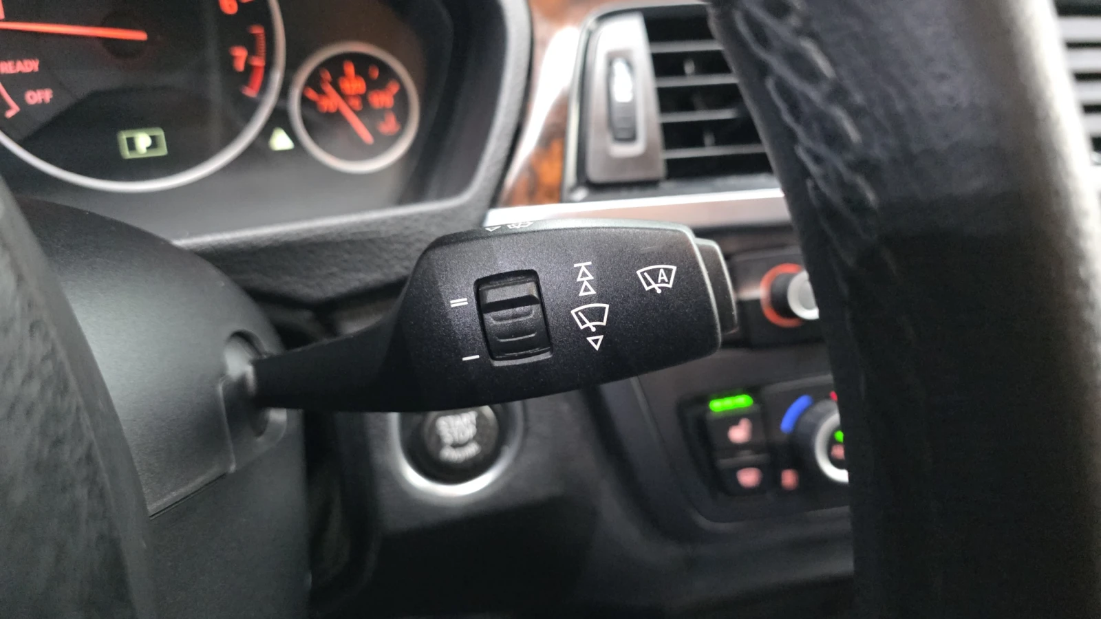 BMW 320, снимка 10 - Автомобили и джипове - 55372113