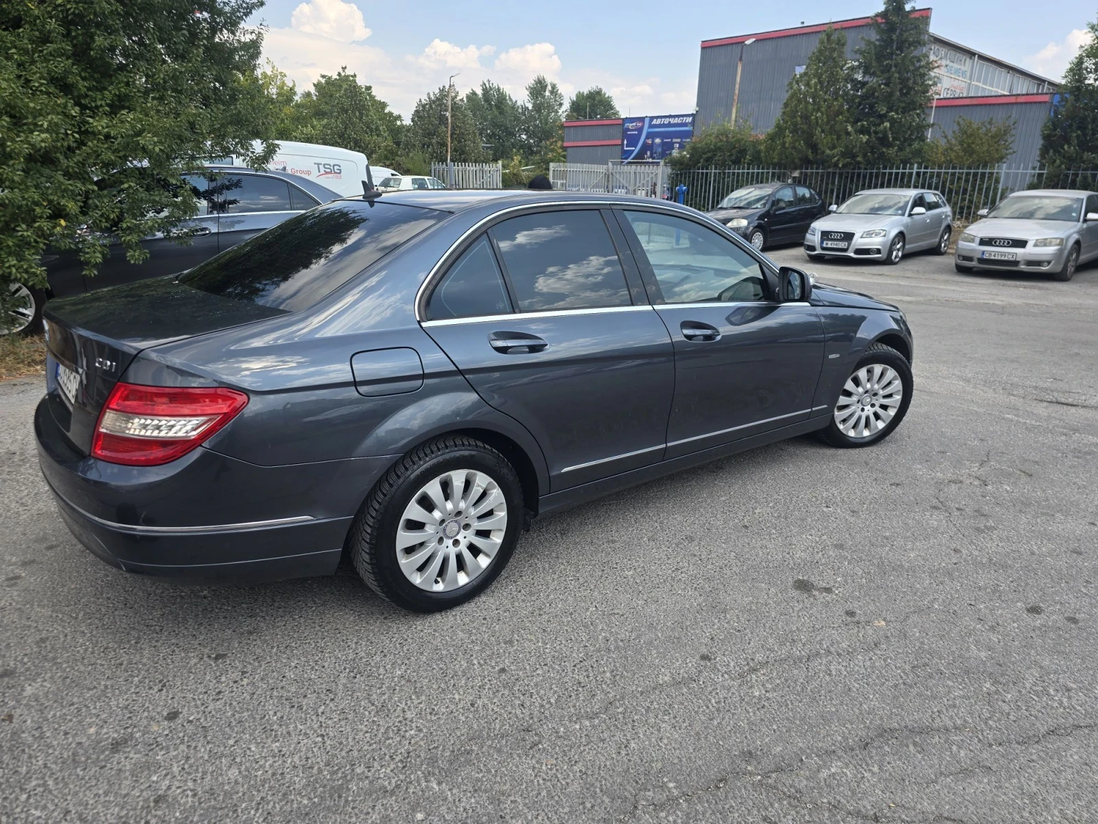 Mercedes-Benz C 220 2.2cdi, снимка 3 - Автомобили и джипове - 55788597