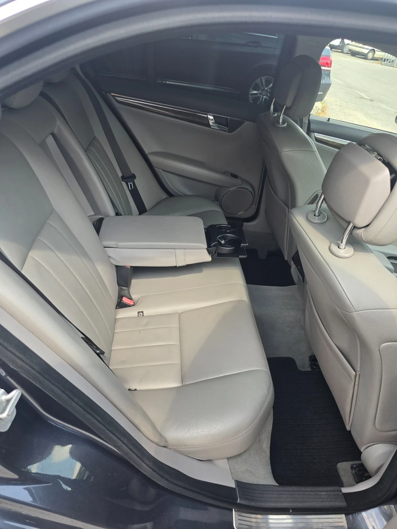 Mercedes-Benz C 220 2.2cdi, снимка 7 - Автомобили и джипове - 55788597