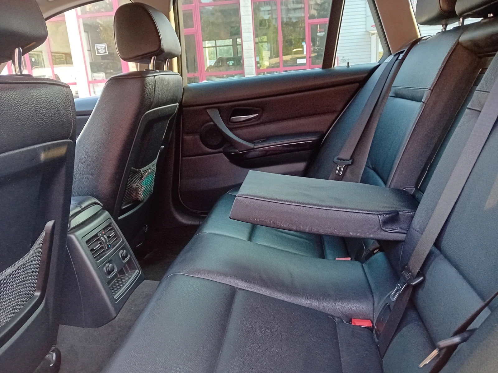 BMW 335, снимка 7 - Автомобили и джипове - 55826810