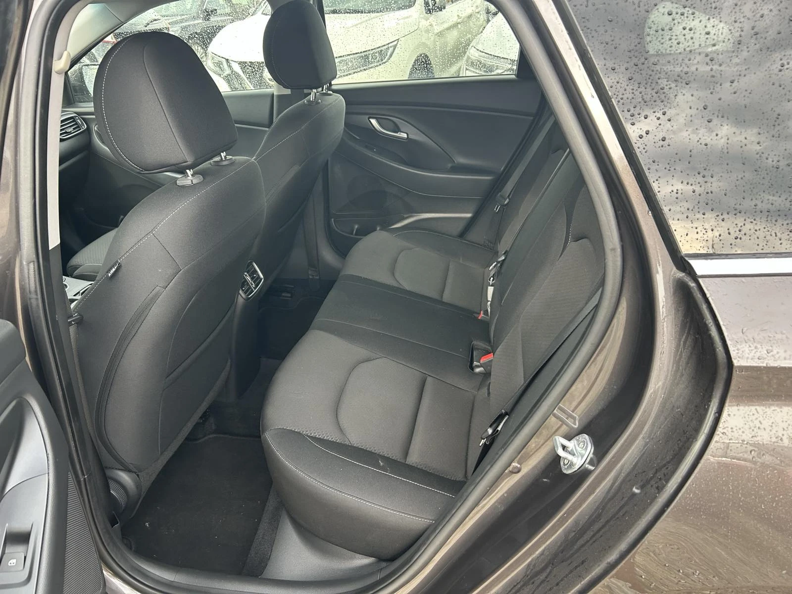 Hyundai I30 1, 6 CRDi AUTOMATIC | Mobile.bg � ����������� 9