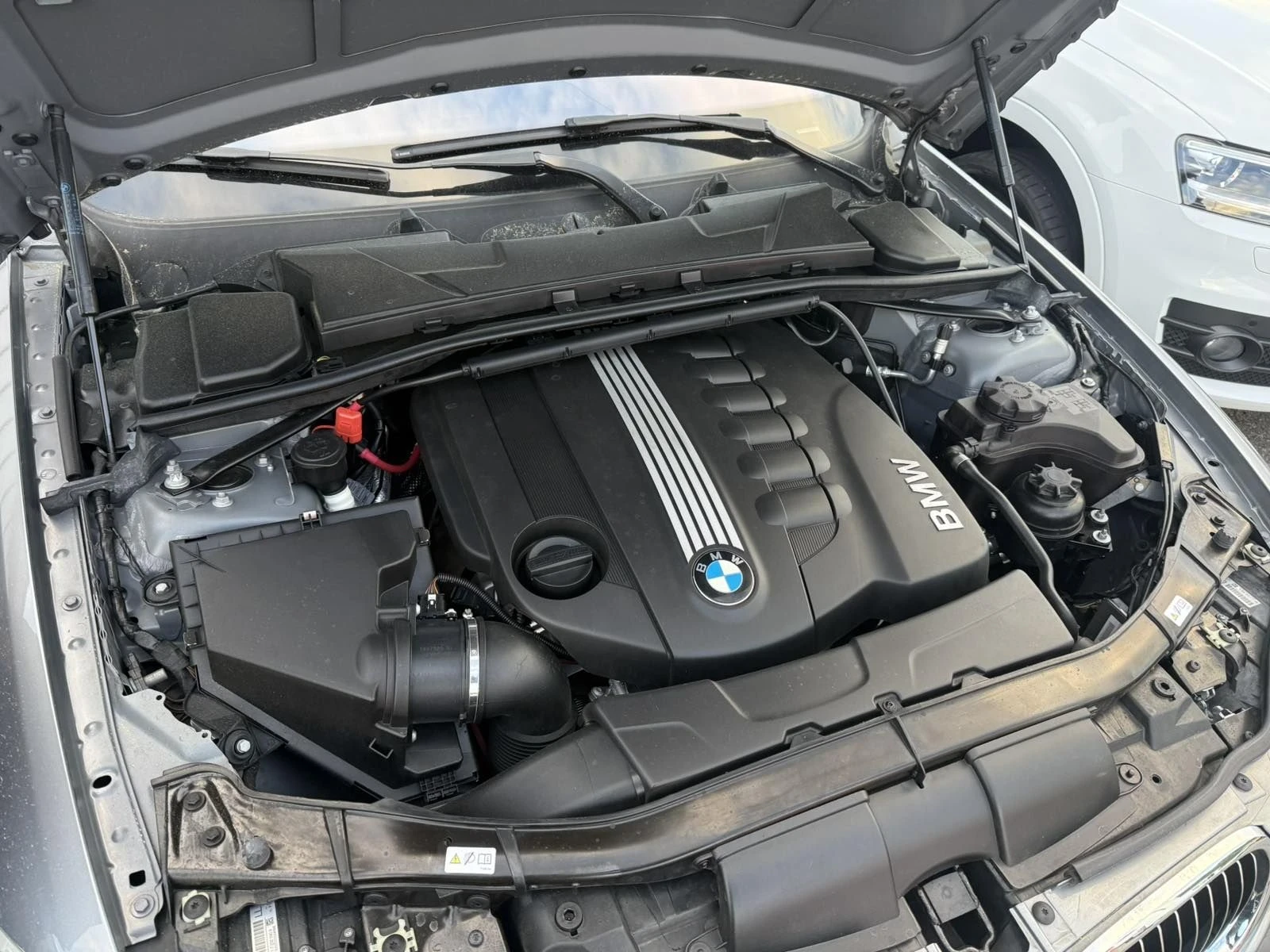 BMW 330 330 d, снимка 9 - Автомобили и джипове - 56073647