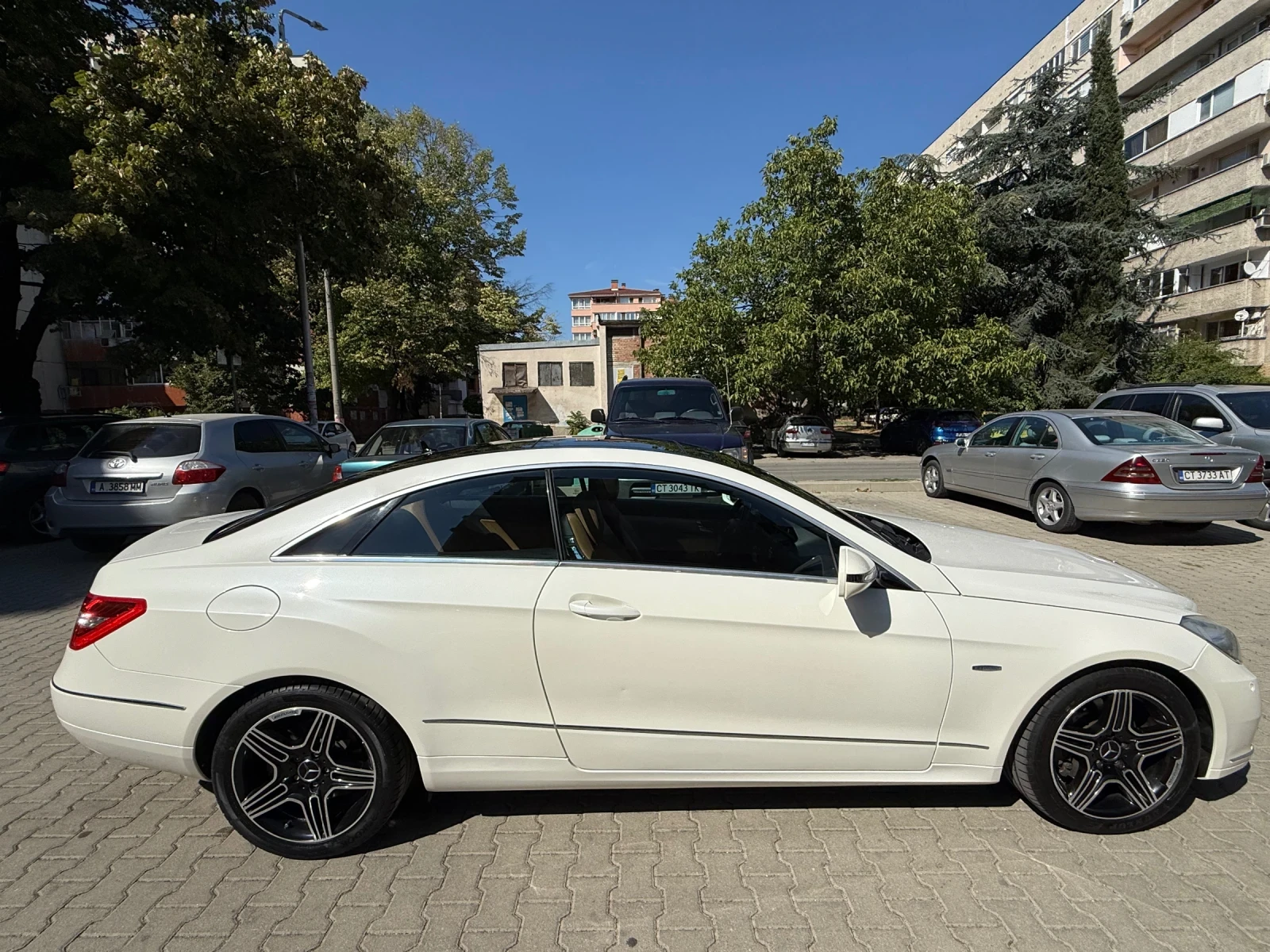 Mercedes-Benz E 350, снимка 3 - Автомобили и джипове - 56139829
