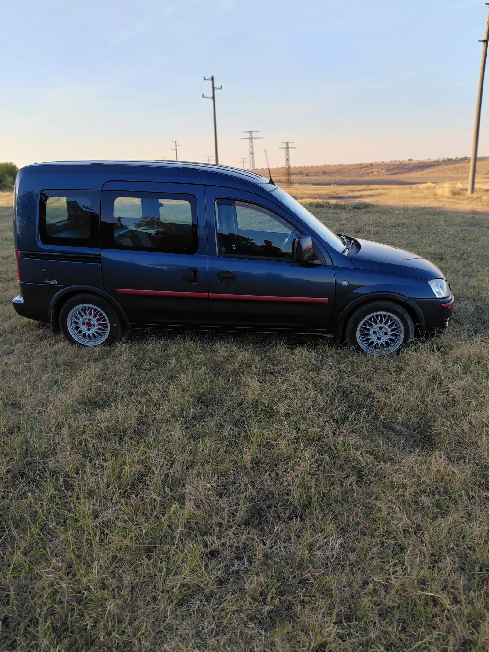 Opel Combo, снимка 2 - Автомобили и джипове - 56368850