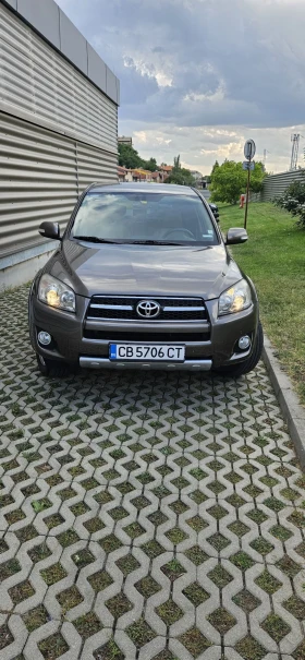 Обява за продажба на Toyota Rav4 2200 ~14 499 лв. - изображение 1