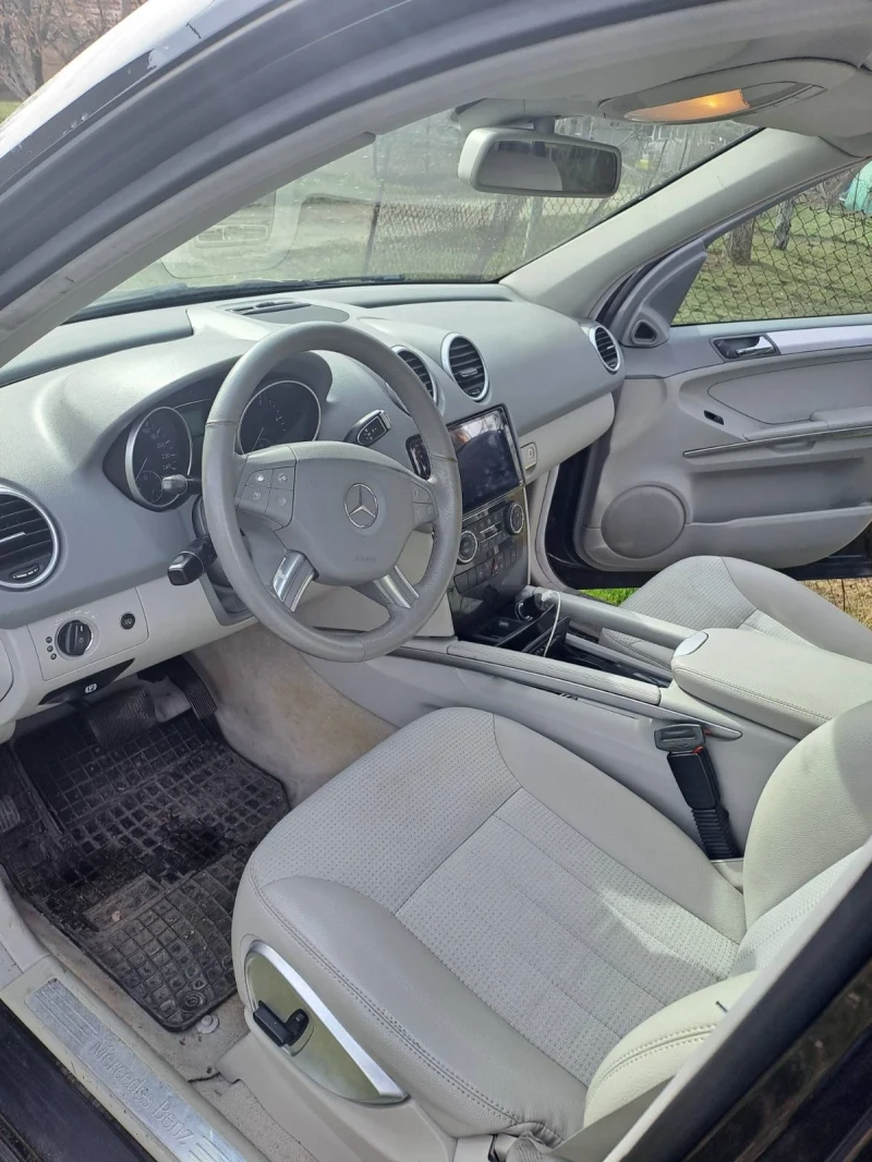 Mercedes-Benz ML 320, снимка 3 - Автомобили и джипове - 52554717