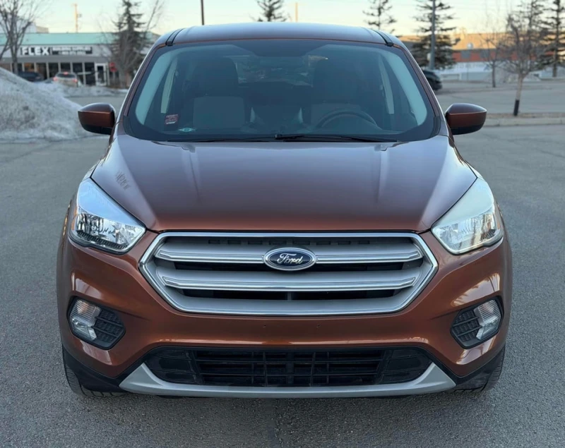 Ford Escape * SE * CARFAX * БЕЗ ПЪРВОНАЧАЛНА ВНОСКА, снимка 6 - Автомобили и джипове - 53116837