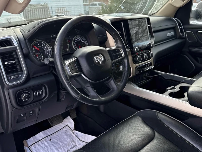 Dodge RAM 1500 * Laramie * CARFAX * БЕЗ ПЪРВОНАЧАЛНА ВНОСКА, снимка 5 - Автомобили и джипове - 53161800