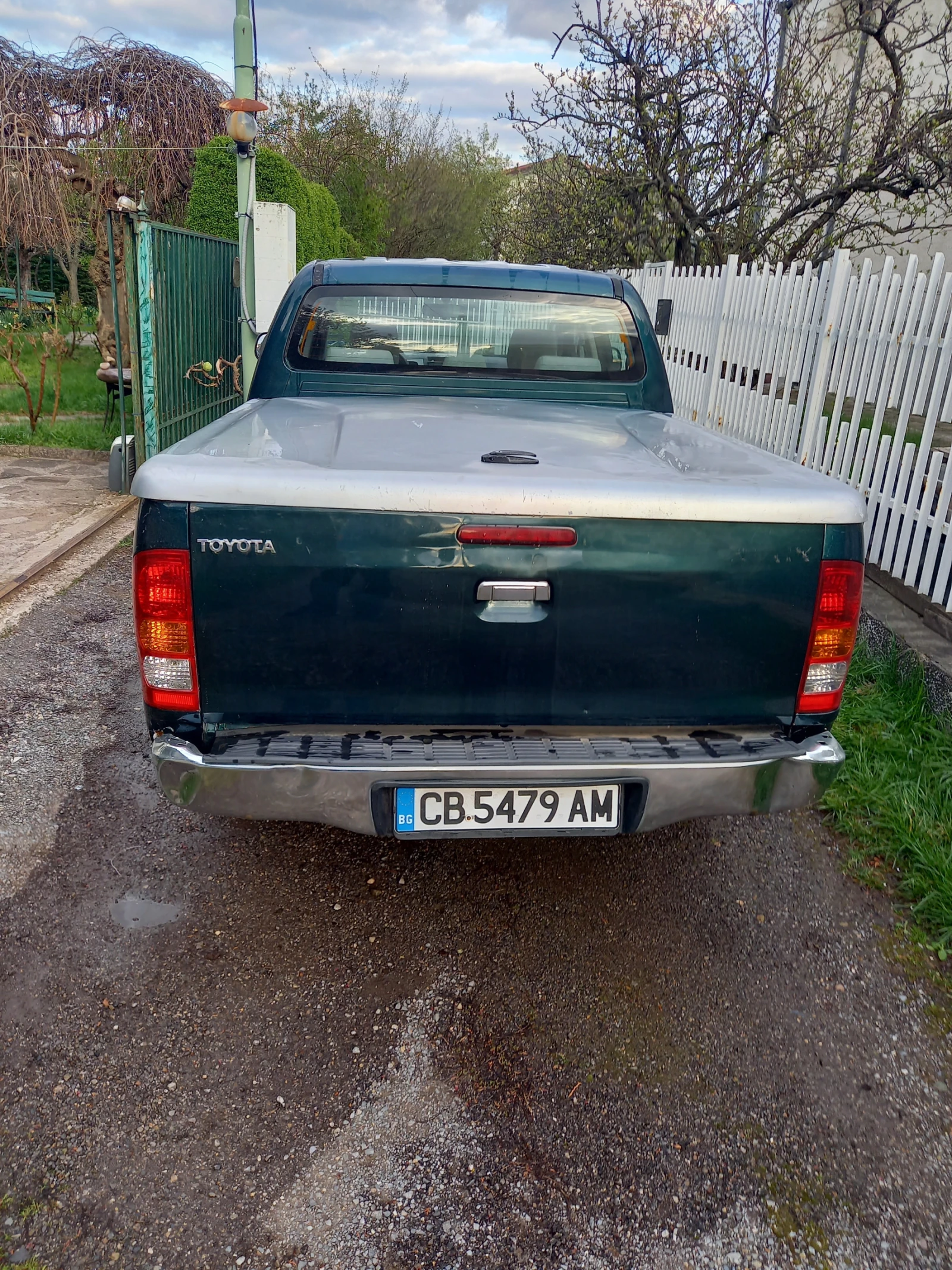 Toyota Hilux  - изображение 3