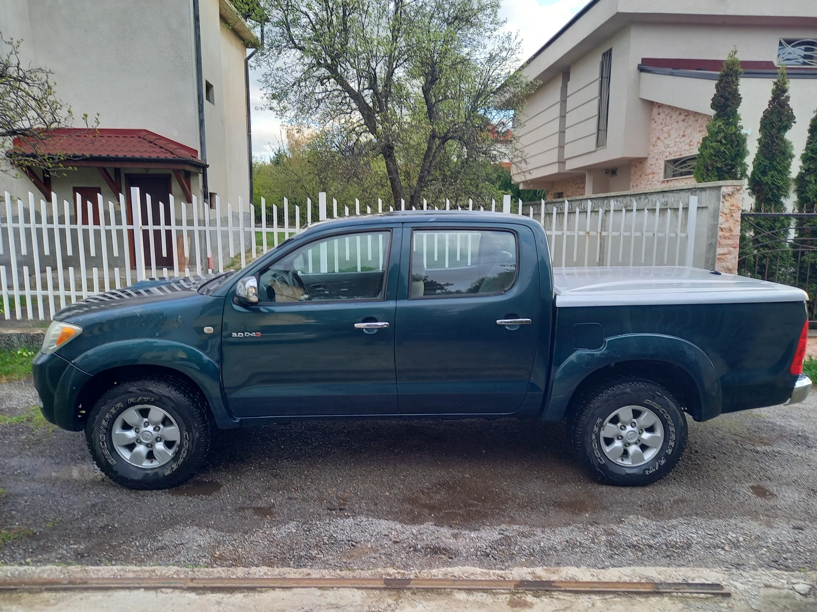 Toyota Hilux  - изображение 2