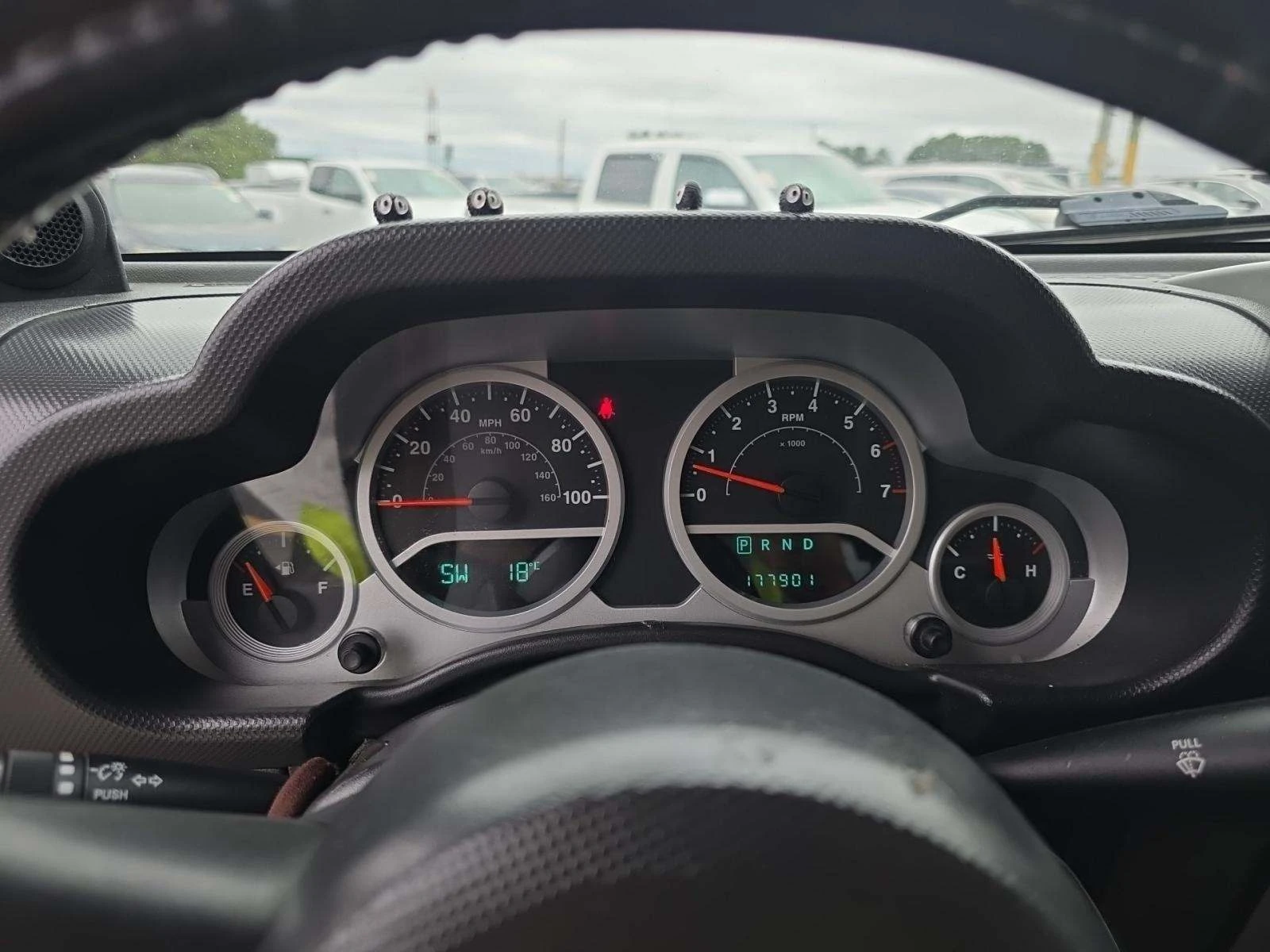 Jeep Wrangler SAHARA* ДЪЛГА БАЗА* 4WD* 2 КЛЮЧА - изображение 7