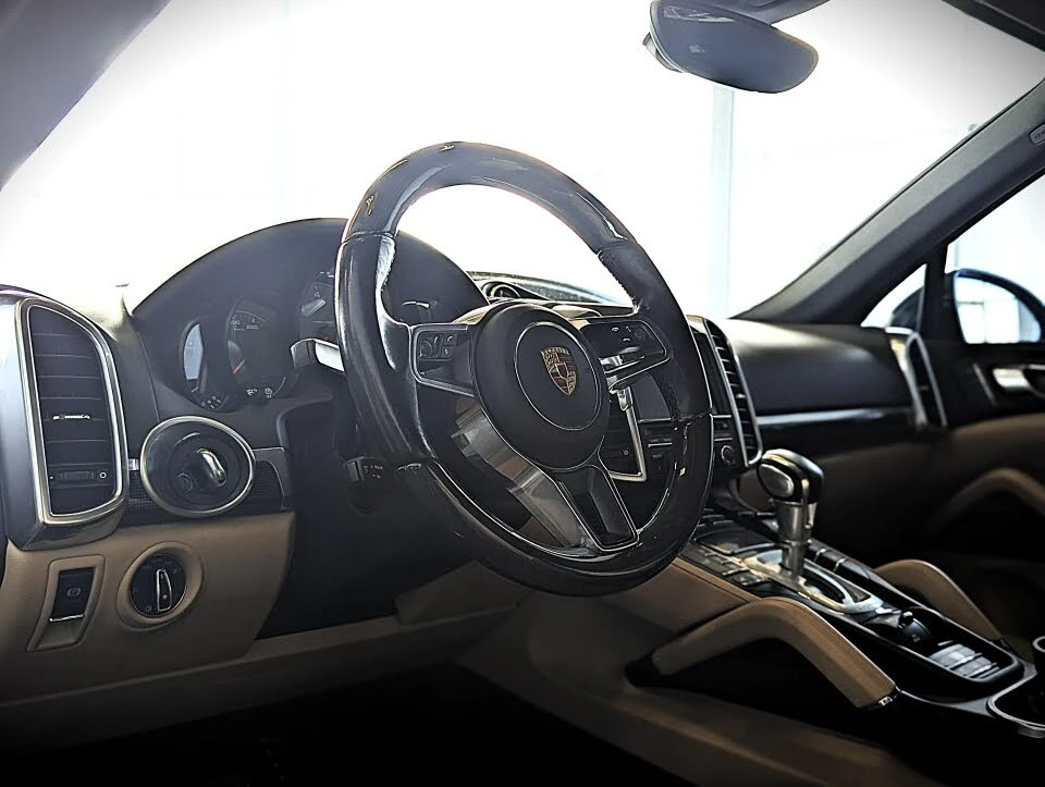Porsche Cayenne S* ПАМЕТ* BOSE* КАМЕРА* 4 ПОДГРЕВА* ОБДУХВАНЕ* ПАН, снимка 10 - Автомобили и джипове - 53815758